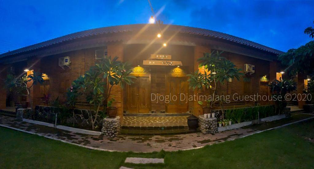 Djoglo Djatimalang Guesthouse Blitar Екстер'єр фото